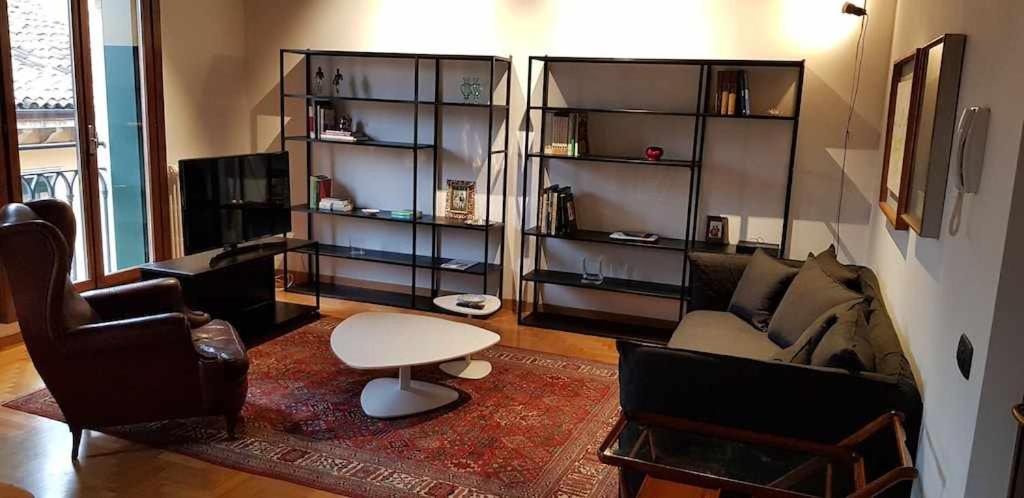 Interno Gavi Appartement Verona Buitenkant foto